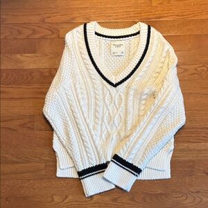 Abercrombie & Fitch cream and black sweater